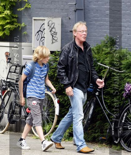 Amsterdam 9 juni 2009
Jack Spijkerman met zijn zoontje op straat.
Peter Smulders bv