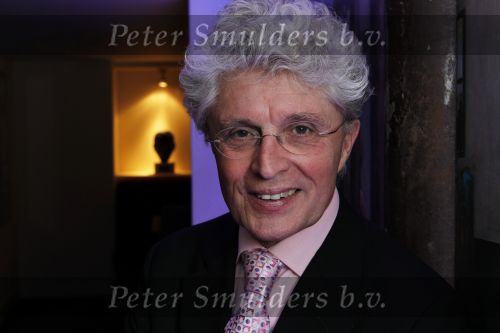 Amsterdam 19 januari 2010
Perspresentatie omdat ik zoveel van je hou met Carry Tefsen Henk Poort Hanny Vree Bob Fosko Danny Nooy Robbert Besselaar. Jacques d Ancona presenteert het geheel in carre.
Peter Smulders bv