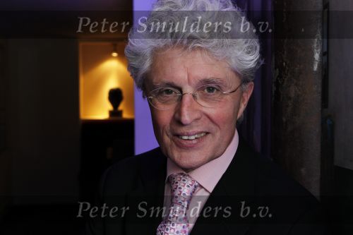 Amsterdam 19 januari 2010
Perspresentatie omdat ik zoveel van je hou met Carry Tefsen Henk Poort Hanny Vree Bob Fosko Danny Nooy Robbert Besselaar. Jacques d Ancona presenteert het geheel in carre.
Peter Smulders bv