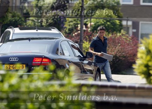 Volendam 2 juli 2009
Jan Smit met audi a8 op stap in Volendam.
Peter Smulders bv