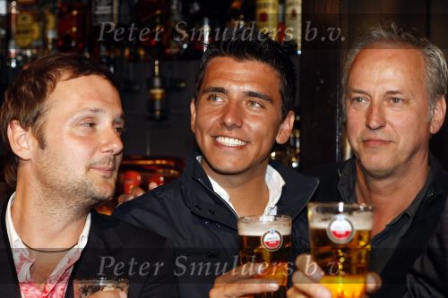 Amsterdam 3 juni 2009
Pers presentatie heren van amstel live. Xander de Buisonje gaat het presenteren.
Peter Smulders bv