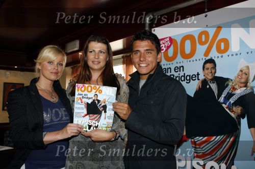Volendam 15 juni 2009
Presentatie tijdschrift 100% NL met oa Jan Smit Bridget Maasland Tanja Jess en Jan v Veen.
Peter Smulders bv