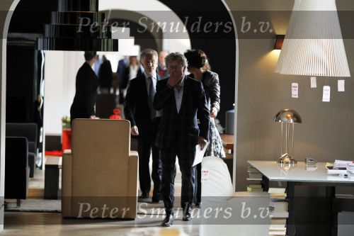 Naarden Vesting 11 maart 2010
Jan des Bouvrie geeft bij het arsenaal een persconferentie inzake zijn arrestatie door de politie.
Peter Smulders bv