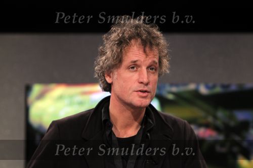 Hilversum 21 januari 2010
Rtl SBS en de NOS hebben samen een tv programma en aktie in elkaar gedraaid om zoveel mogelijk geld op te halen voor giro 55 ten bate van Haiti. Jeroen Pauw Linda de Mol en Beau v Erven Dorens
Peter Smulders bv
