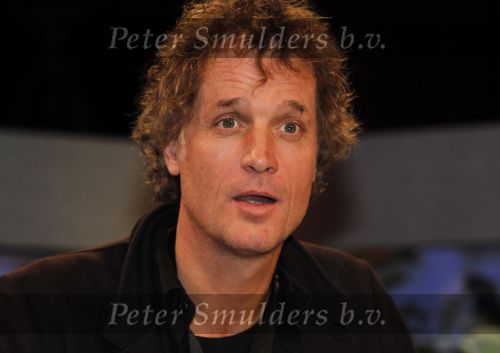 Hilversum 21 januari 2010
Rtl SBS en de NOS hebben samen een tv programma en aktie in elkaar gedraaid om zoveel mogelijk geld op te halen voor giro 55 ten bate van Haiti. Jeroen Pauw Linda de Mol en Beau v Erven Dorens
Peter Smulders bv