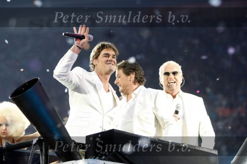 Amsterdam 13 juni 2009
De Toppers in concert in de arena met Rene Froger Gordon en Jeroen v d Boom.
Peter Smulders bv