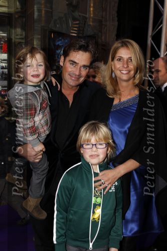 Amsterdam 30 januari 2010
Premiere de prinses en de kikker in Tuschinski. Jeroen v d Boom met vrouw en kinderen
Peter Smulders bv