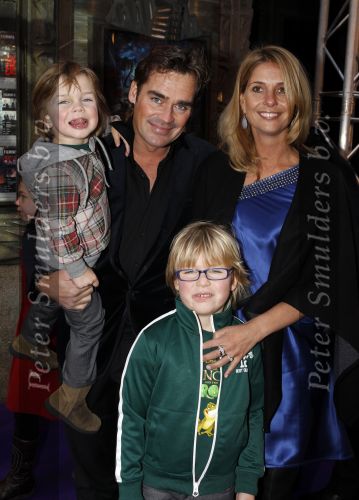 Amsterdam 30 januari 2010
Premiere de prinses en de kikker in Tuschinski. Jeroen v d Boom met vrouw en kinderen
Peter Smulders bv