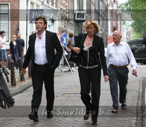Amsterdam, 27 Juni 2009
Begrafenis Bolle Jan ( Jan Froger
John de Mol Jr. met zijn vriendin
Foto Peter Smulders BV