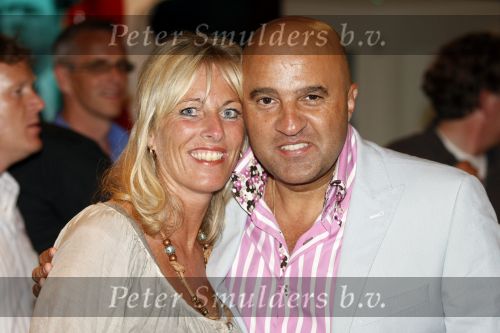 Amsterdam 13 juni 2009
De Toppers in concert in de arena met Rene Froger Gordon en Jeroen v d Boom.John v d Heuvel met zijn vrouw
Peter Smulders bv
