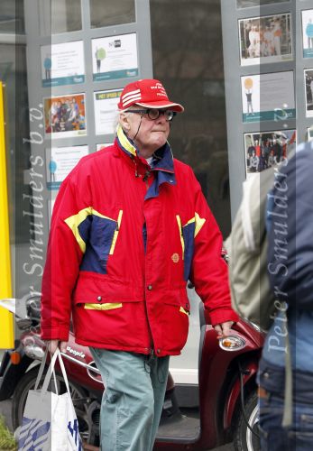 Amsterdam 13 februari 2010
John v d Rest doet boodschappen.
Peter Smulders bv