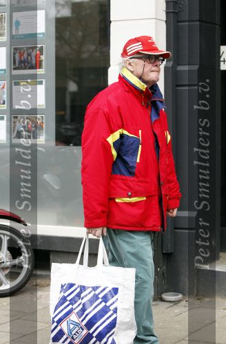 Amsterdam 13 februari 2010
John v d Rest doet boodschappen.
Peter Smulders bv