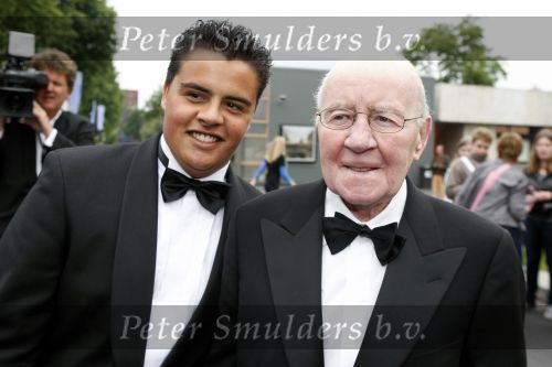 Hilversum 8 juni 2009
Uitreiking musical awards in studio 22. Johnny Kraaykamp sr met dochter en kleinzoon
Peter Smulders bv
