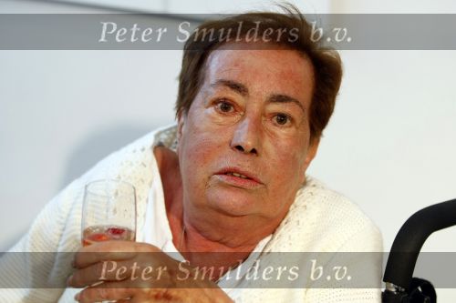 Amsterdam 25 juni 2009
Opening galerie van Josine v Dalsum. Josine kwam in rolstoel en was erg emotioneel. Haar man John v d Rest deed het woord.
Peter Smulders bv