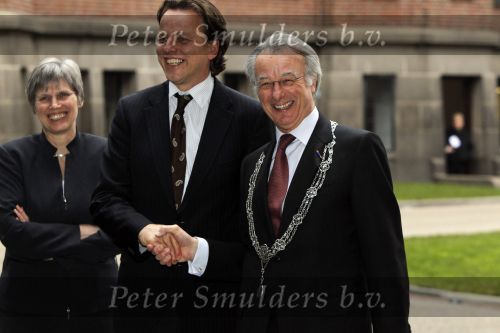 Den Haag 25 januari 2010
Prinses Maxima bezoekt bijeenkomst wereldomroep in het vredespaleis. Bert Koenders
Peter Smulders bv
