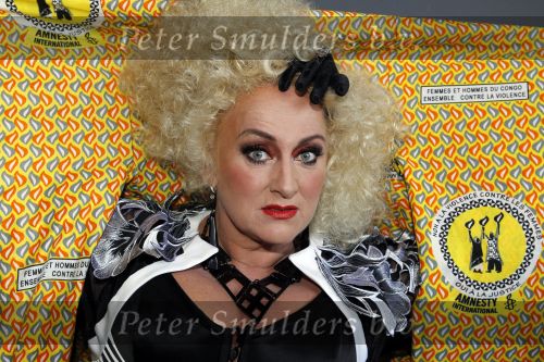 Amsterdam 6 maart 2010
Modeshow voor amnesty international bij de westergasfabriek. Karin Bloemen
Peter Smulders bv