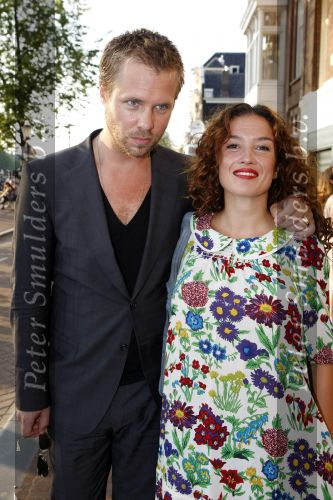Amsterdam 6 augustus 2009
Premiere circus Stiletto in Carre. Katja Schuurman met haar man Thijs Romer
Peter Smulders bv