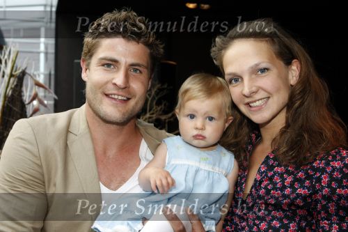 Amsterdam 12 juni 2009
Papa van het jaar verkiezing 
Koertjan de Bruijn met zijn vriendin Charlotte en dochter.