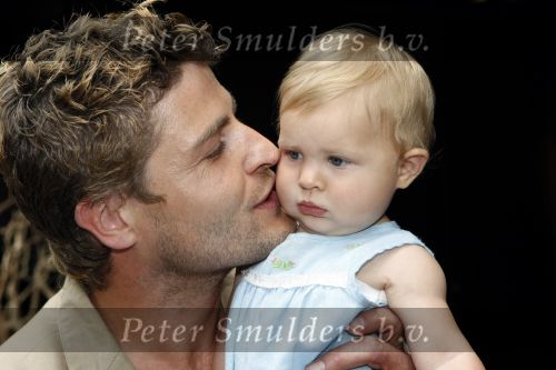 Amsterdam 12 juni 2009
Papa van het jaar verkiezing 
Koertjan de Bruijn met zijn vriendin Charlotte en dochter.