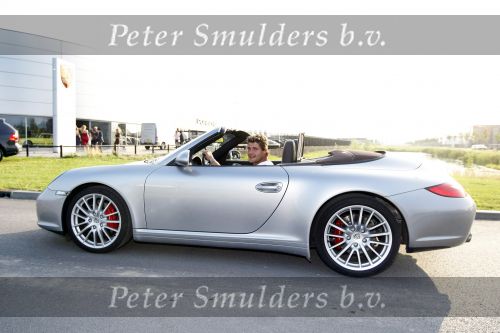 Heteren 29 juni 2009
Opening winkel bij porsche centrum Geldrland met div bn ers waaronder
Koert Jan de Bruijn Anouk Smulders Tom Sebastian  en Jeroen v Koningsbrugge.
Eigenaar van Porsche centrum is Mark Wegh.
Peter Smulders bv