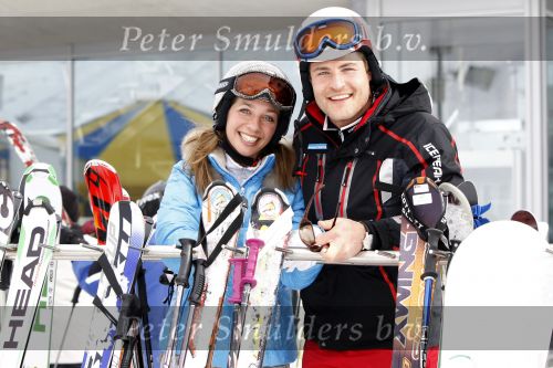 Serfaus 2 maart 2010
Koertjan  de Bruijn en Pauline de Wilde tijdens opnames voor Snowcenter in serfaus. Pauline haar vriend Chris is ook werkzaam bij het programma.
Peter Smulders bv