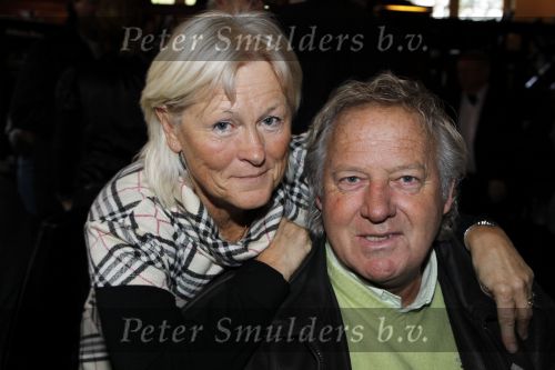 Leiden 19 januari 2010
Presenatie boek van de zangeres zonder naam geschreven door Ben Holthuis en de nieuwe cd. Koos en Joke Alberts
Peter Smulders bv