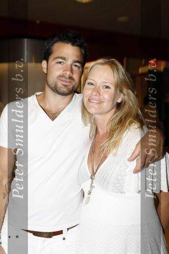 Amsterdam 3 juli 2009
Sensation White in de amsterdam arena. Liesbeth Kamerling met man
Peter Smulders bv