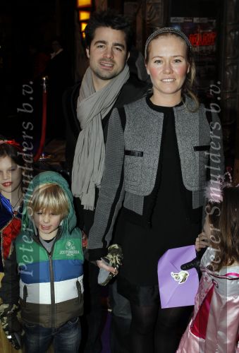 Amsterdam 30 januari 2010
Premiere de prinses en de kikker in Tuschinski. Liesbeth kamerling met man zoon en vriendjes
Peter Smulders bv