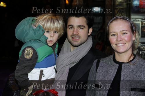 Amsterdam 30 januari 2010
Premiere de prinses en de kikker in Tuschinski. Liesbeth kamerling met man zoon en vriendjes
Peter Smulders bv