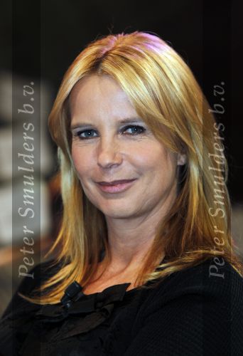 Hilversum 21 januari 2010
Rtl SBS en de NOS hebben samen een tv programma en aktie in elkaar gedraaid om zoveel mogelijk geld op te halen voor giro 55 ten bate van Haiti. Linda de Mol
Peter Smulders bv