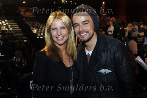 Hilversum 21 januari 2010
Rtl SBS en de NOS hebben samen een tv programma en aktie in elkaar gedraaid om zoveel mogelijk geld op te halen voor giro 55 ten bate van Haiti. Dinand Woesthoff en Linda de Mol
Peter Smulders bv