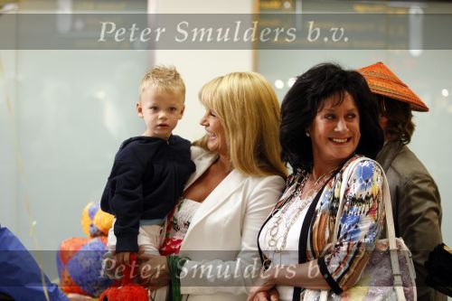 Schiphol 19 juni 2009
Opnames Gooische vrouwen op schiphol met Linda de Mol en Peter Paul Muller.
Peter Smulders bv