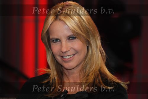 Hilversum 21 januari 2010
Rtl SBS en de NOS hebben samen een tv programma en aktie in elkaar gedraaid om zoveel mogelijk geld op te halen voor giro 55 ten bate van Haiti. Jeroen Pauw Linda de Mol en Beau v Erven Dorens
Peter Smulders bv