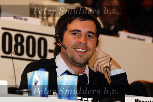 Hilversum 21 januari 2010
Rtl SBS en de NOS hebben samen een tv programma en aktie in elkaar gedraaid om zoveel mogelijk geld op te halen voor giro 55 ten bate van Haiti. Mario Vandenbos
Peter Smulders bv
