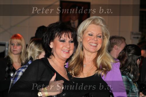 Hilversum, 3 Maart 2010 Uitreiking Gouden Harpen in Studio 22
Marga Scheide met Jose Hoebee
Foto Peter Smulders BV