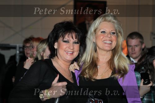 Hilversum, 3 Maart 2010 Uitreiking Gouden Harpen in Studio 22
Marga Scheide met Jose Hoebee
Foto Peter Smulders BV