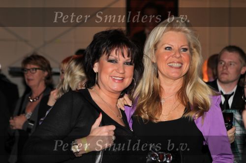 Hilversum, 3 Maart 2010 Uitreiking Gouden Harpen in Studio 22
Marga Scheide met Jose Hoebee
Foto Peter Smulders BV