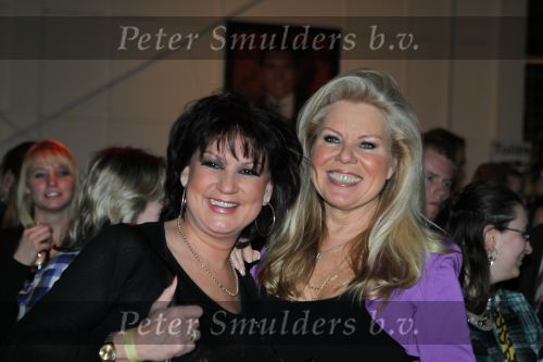 Hilversum, 3 Maart 2010 Uitreiking Gouden Harpen in Studio 22
Marga Scheide met Jose Hoebee
Foto Peter Smulders BV