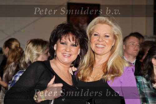 Hilversum, 3 Maart 2010 Uitreiking Gouden Harpen in Studio 22
Marga Scheide met Jose Hoebee
Foto Peter Smulders BV