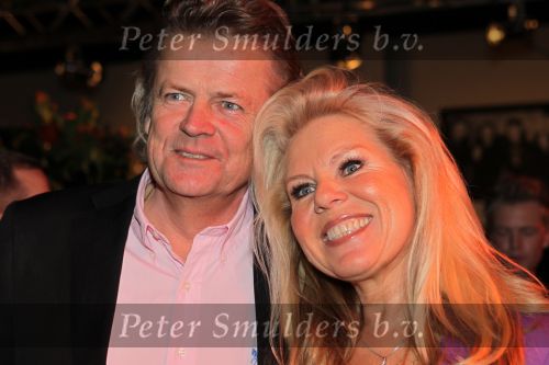 Hilversum, 3 Maart 2010 Uitreiking Gouden Harpen in Studio 22
Marga Scheide met partner
Foto Peter Smulders BV