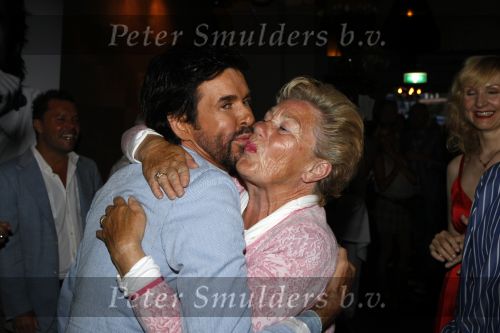 Amsterdam 8 augustus 2009
Mari v d Ven viert zijn 50e verjaardag.
Peter Smulders bv