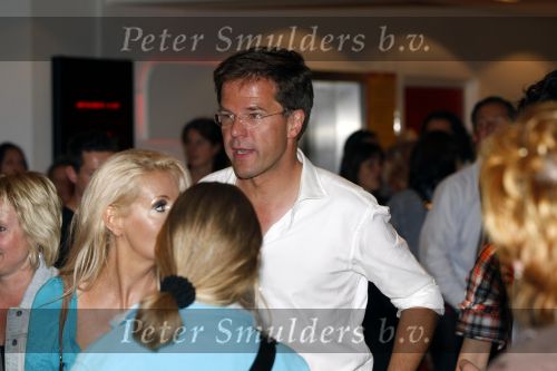 Amsterdam 13 juni 2009
De Toppers in concert in de arena met Rene Froger Gordon en Jeroen v d Boom. Mark Rutte met Mandy Huydts
Peter Smulders bv