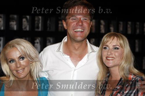 Amsterdam 13 juni 2009
De Toppers in concert in de arena met Rene Froger Gordon en Jeroen v d Boom. Mark Rutte met Mandy Huydts
Peter Smulders bv
