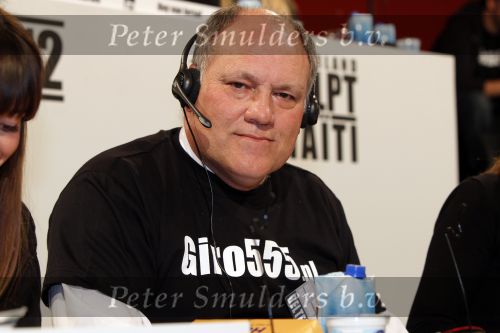 Hilversum 21 januari 2010
Rtl SBS en de NOS hebben samen een tv programma en aktie in elkaar gedraaid om zoveel mogelijk geld op te halen voor giro 55 ten bate van Haiti. martin Jol
Peter Smulders bv