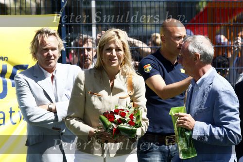 Den Haag 2 juni 2009
Prinses Maxima en Johan Cruijff openen cruijff voetbalveld in Den Haag.
Peter Smulders bv