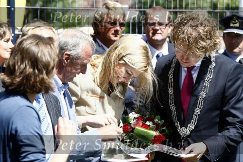 Den Haag 2 juni 2009
Prinses Maxima en Johan Cruijff openen cruijff voetbalveld in Den Haag.
Peter Smulders bv