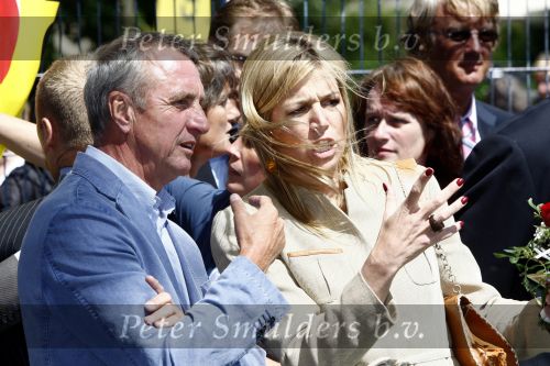 Den Haag 2 juni 2009
Prinses Maxima en Johan Cruijff openen cruijff voetbalveld in Den Haag.
Peter Smulders bv