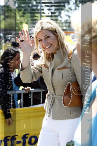 Den Haag 2 juni 2009
Prinses Maxima en Johan Cruijff openen cruijff voetbalveld in Den Haag.
Peter Smulders bv