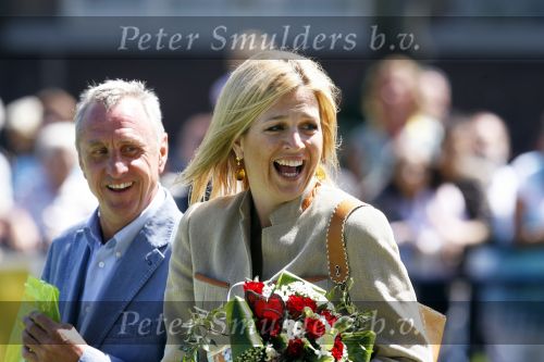 Den Haag 2 juni 2009
Prinses Maxima en Johan Cruijff openen cruijff voetbalveld in Den Haag.
Peter Smulders bv