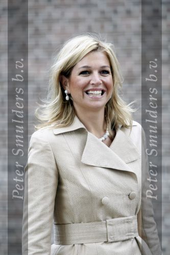 Apeldoorn 6 juni 2009
De koninklijke familie bezoekt paleis het Loo een maand na de aanslag. Prinses Maxima en Prins Willem Alexander
Peter Smulders bv